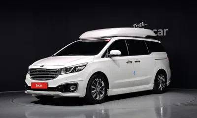 Kia Canival · 2017 год