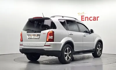 KG_Mobility_Ssangyong Rexton 2016, 83878 км, за 4879.01 USD