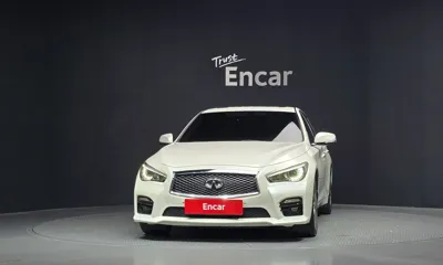 Infiniti Q50 2016, 174241 км, за 4225.44 USD
