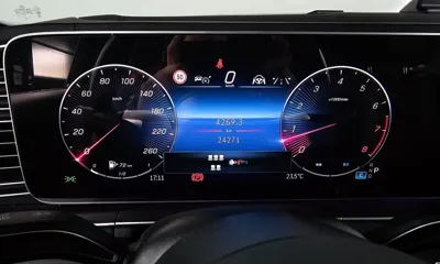 Mercedes-Benz GLS-Class 2024, 24271 км, за 578882.36 USD - фото 8