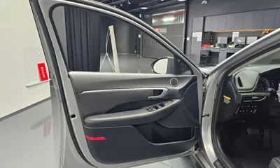 Hyundai Sonata 2020, 58373 км, за 9706.85 USD - фото 24