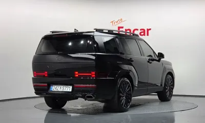 Hyundai Santafe 2025, 27543 км, за 22725.78 USD