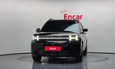 Hyundai Santafe 2025, 27543 км, за 22725.78 USD