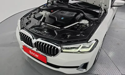 BMW 5-Series 2021, 58701 км, за 25289.01 USD - фото 6