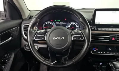 Kia Seltos 2022, 53860 км, за 15071.4 USD - фото 13