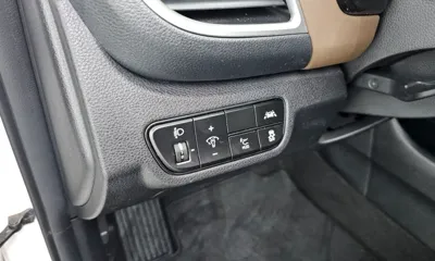 Kia Seltos 2022, 53860 км, за 15071.4 USD - фото 17
