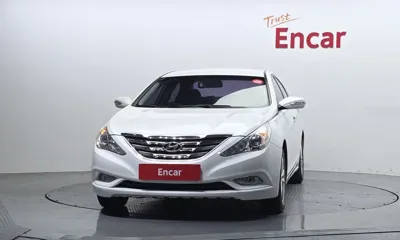 Hyundai Sonata 2010, 40179 км, за 2756.99 USD