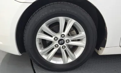 Hyundai Sonata 2010, 40179 км, за 2756.99 USD