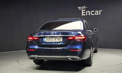 Mercedes-Benz E-Class 2022, 35191 км, за 31836.68 USD