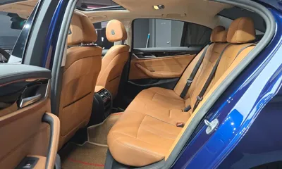 BMW 5-Series 2020, 76099 км, за 18625.7 USD - фото 13