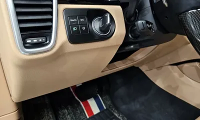 Porsche Cayenne 2022, 44396 км, за 59784.08 USD - фото 29
