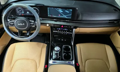 Kia Canival 2023, 53872 км, за 19824.18 USD - фото 7