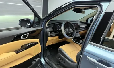 Kia Canival 2023, 53872 км, за 19824.18 USD - фото 10