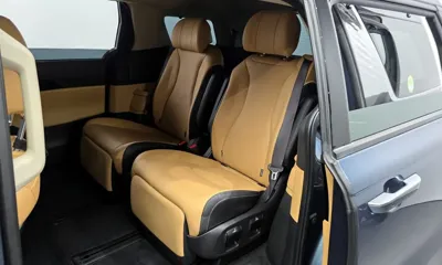 Kia Canival 2023, 53872 км, за 19824.18 USD - фото 11