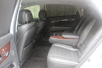 Hyundai Equus 2015, 124730 км, за 7995.84 USD - фото 13