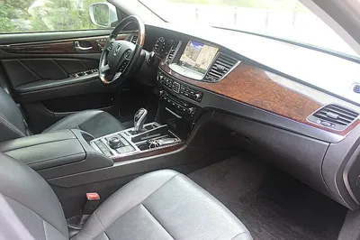 Hyundai Equus 2015, 124730 км, за 7995.84 USD - фото 17