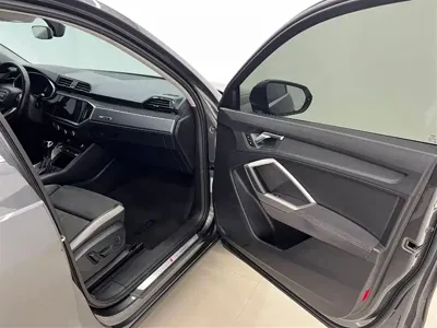 Audi Q3 2022, 26000 км, за 30072.55 USD - фото 10