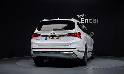 Hyundai Santafe 2023, 42845 км, за 20707.97 USD