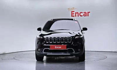 Jeep Cherokee 2017, 130310 км, за 5279.15 USD