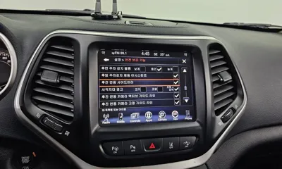 Jeep Cherokee 2017, 130310 км, за 5279.15 USD - фото 16