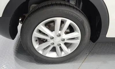 KG_Mobility_Ssangyong TIBOLI 2018, 73451 км, за 5925.63 USD