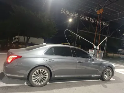 Genesis EQ900 2017, 146000 км, за 11553.11 USD