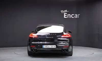 Porsche Panamera 2014, 63501 км, за 25265.34 USD