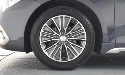 Hyundai Grandeur 2018, 114231 км, за 10437.18 USD