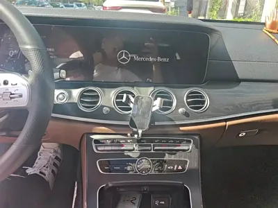 Mercedes-Benz E-Class 2019, 121800 км, за 24063.15 USD - фото 12