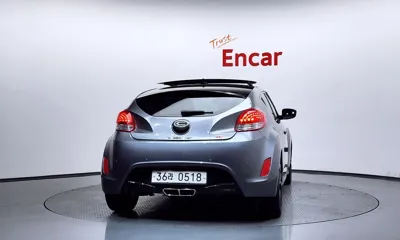 Hyundai Veloster 2016, 112472 км, за 4102.36 USD
