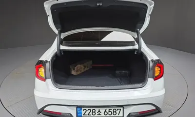Hyundai Sonata 2022, 41963 км, за 17384.99 USD - фото 32