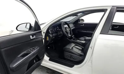 Kia K5 2017, 145883 км, за 5629.13 USD - фото 10