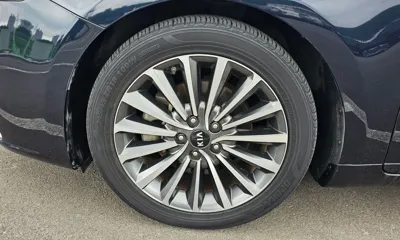Kia K7 2018, 129432 км, за 8139.61 USD