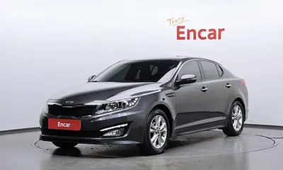 Kia K5 · 2013 год