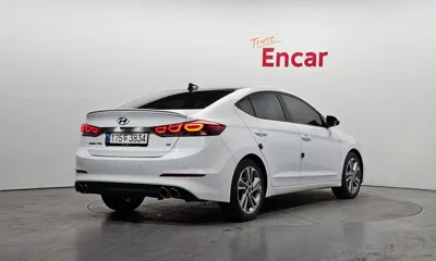 Hyundai Avante 2018, 164845 км, за 5420.42 USD