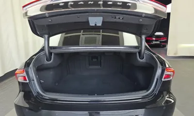 Hyundai Grandeur 2020, 94465 км, за 14918.57 USD - фото 20