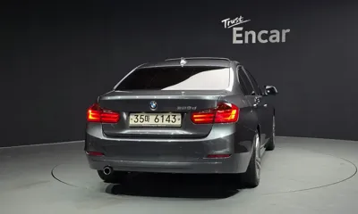 BMW 3-Series 2014, 105611 км, за 5616.12 USD