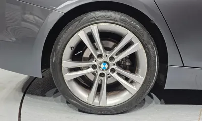 BMW 3-Series 2014, 105611 км, за 5616.12 USD