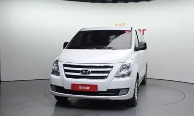 Hyundai Starex 2016, 195512 км, за 4957.7 USD