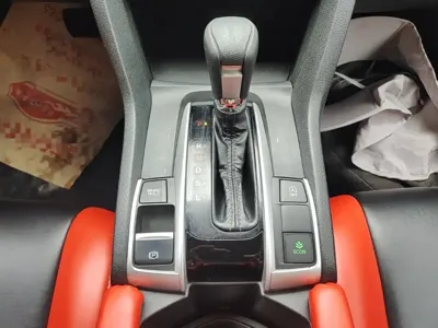 Honda Civic 2019, 93699 км, за 7791.12 USD - фото 14