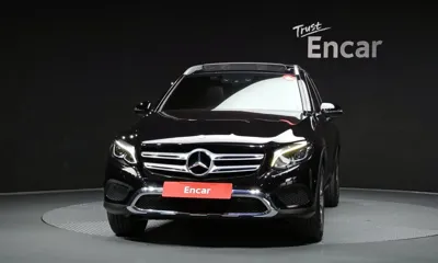 Mercedes-Benz GLC-Class 2017, 74649 км, за 12945.63 USD