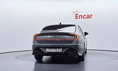 Hyundai Sonata 2021, 66386 км, за 13022.81 USD