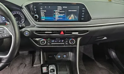 Hyundai Sonata 2021, 66386 км, за 13022.81 USD - фото 14