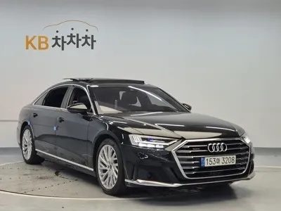 Audi A8 2021, 51192 км, за 39595.48 USD