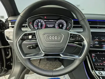 Audi A8 2021, 51192 км, за 39595.48 USD - фото 9