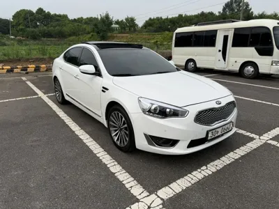 Kia K7 2016, 147242 км, за 5750.93 USD