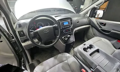 Hyundai Starex 2017, 72079 км, за 7218.86 USD - фото 7