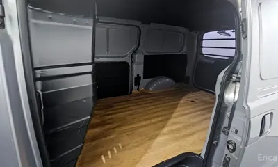 Hyundai Starex 2017, 72079 км, за 7218.86 USD - фото 12