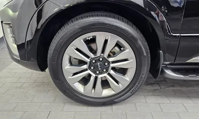 Kia Mohave 2022, 159603 км, за 15628.67 USD