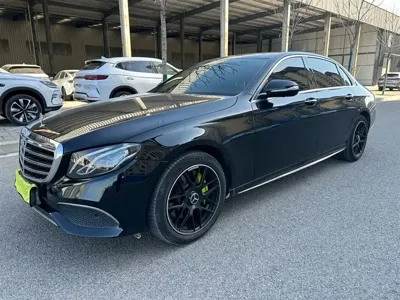 Mercedes-Benz E-Class 2018, 90000 км, за 18977.72 USD